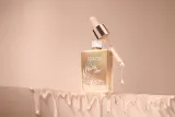 Жидкий хайлайтер Physicians Formula Butter Glow с сияющими частицами, кремовый, 30 мл, оттенок Lustrous Glow — фото 3