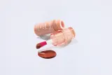 Тонирующее масло для губ Physicians Formula Mineral Wear Diamond Lip Oil Stain увлажняющее, 4,6 мл, оттенок Natural Nude — фото 4