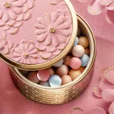 Пудра в шариках GUERLAIN Blooming Denim Meteorites Pearls of Powder с сияющим эффектом, 20 г edycja limitowana — фото 5