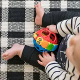 Прорезыватель для зубов Baby Einstein Bendy Ball в форме мяча, для малышей, 1 шт 3 m+ — фото 5
