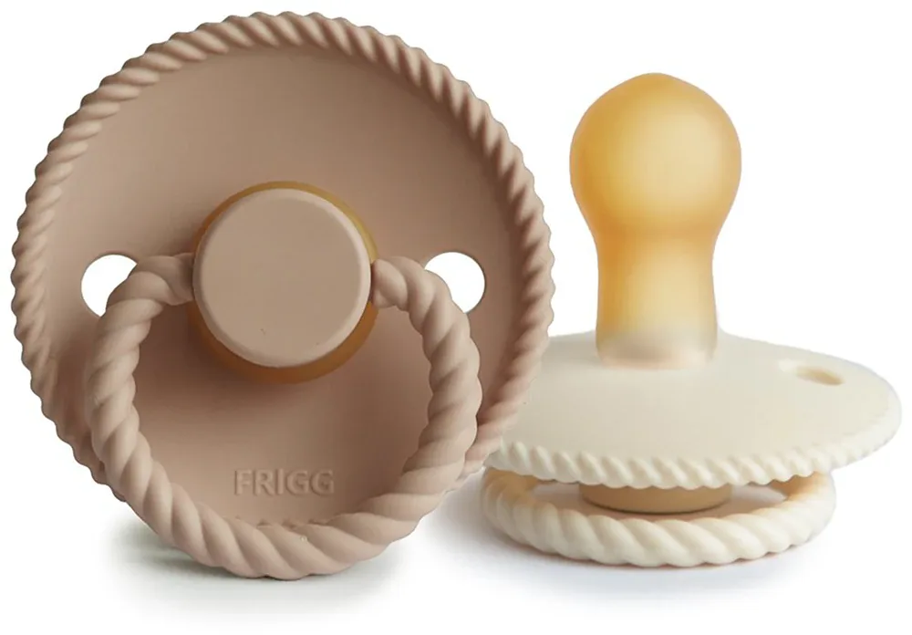 Пустышки FRIGG Rope Size 1 каучуковые, для возраста 0-6 месяцев, 2 шт Cream/Croissant