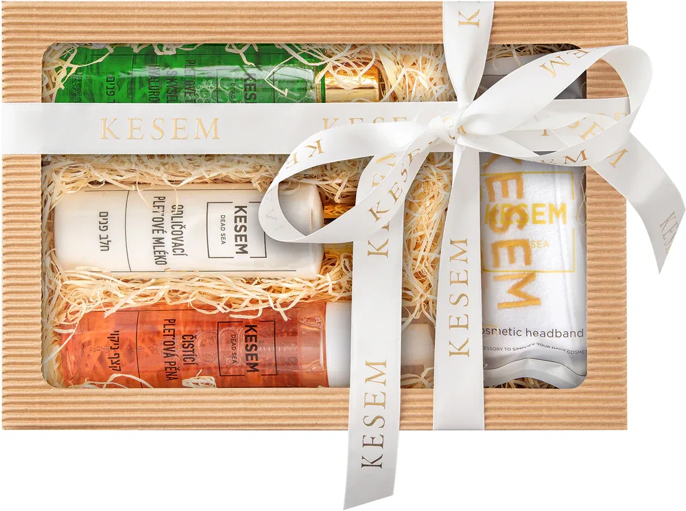 Набор косметики для очищения лица KESEM Clean skin Gift Set с тоником, молочком и пенкой