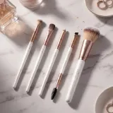 Набор кистей для макияжа Luvia Cosmetics Daily Selection с дорожным чехлом, с длинным мягким ворсом, 6 шт Prime Vegan — фото 3