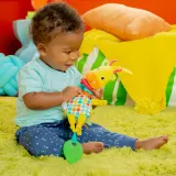 Игрушка подвесная Bright Starts Pull, Play Boogie развивающая, плюшевая, жёлтая, 1 шт 0m+ — фото 4