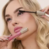 Блеск для губ Dermacol Diamond Edition Peptide Lip Glaze с пептидами, с высоким блеском, 2,5 мл, оттенок 05 Hot Affair — фото 3