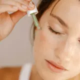 Сыворотка для лица Mimitika Green Shot Detoxifying Serum с зелёным чаем, матирующая, 15 мл — фото 2