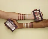 Палетка теней для век Maybelline New York The Burgundy Bar Palette — фото 4