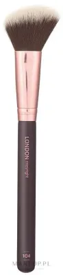 Скошенная кисть для румян London Copyright Contour Blush Brush 104 веганская