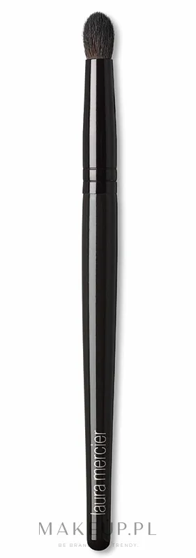 Кисть для складки века Laura Mercier Eye Crease Brush скруглённая сужающаяся