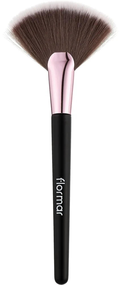 Веерная кисть Flormar Fan Brush Redesign с прямым расширяющимся краем