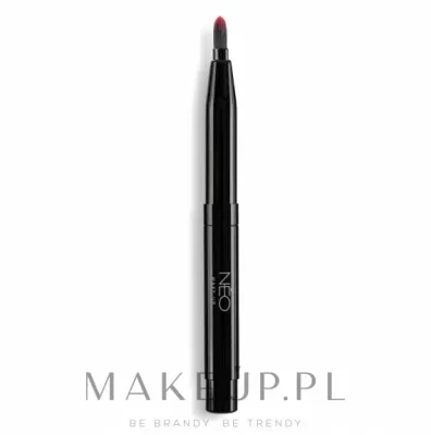 Кисть для губ NEO Make Up 14 Lip Brush с закрывающимся кончиком овальная