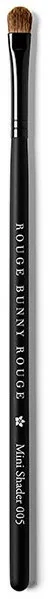Плоская мини-кисть для теней Rouge Bunny Rouge Mini Shader Brush 005 из натурального ворса пони