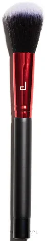 Овальная кисть для румян Doucce Blush Brush из синтетического ворса веганская