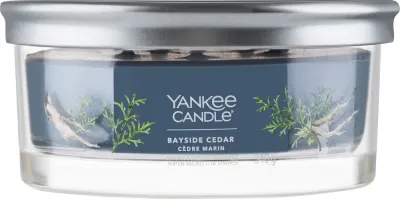 Ароматическая свеча Yankee Candle Bayside Cedar