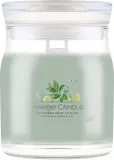 Ароматическая свеча Yankee Candle «Cucumber Mint Cooler» — фото 1