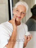 Восстанавливающая ночная маска для лица с лифтинг-эффектом Ahava Halobacteria Restoring Overnight Mask Lifting — фото 6