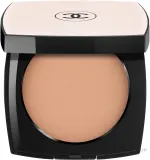 Прессованная пудра Chanel Les Beiges Poudre Belle Mine Naturelle сияющая, 12 г, оттенок B30 — фото 1