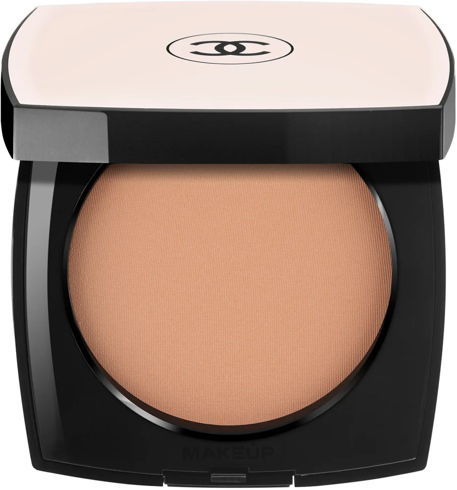 Прессованная пудра Chanel Les Beiges Poudre Belle Mine Naturelle сияющая, 12 г, оттенок B40