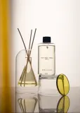 Сменный блок для аромадиффузора Sister's Aroma Pear + Musk + Freesia Refill 200 мл — фото 4
