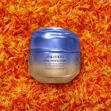 Крем для лица Shiseido Vital Perfection Overnight ночной для зрелой кожи 50 мл — фото 3