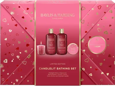 Набор Baylis & Harding Midnight Cherry пена для ванны 300 мл крем-гель для душа 300 мл масло для тела 50 мл и ароматическая свеча 60 г