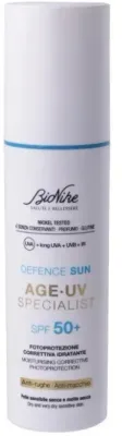 Крем для лица солнцезащитный матирующий BioNike Defence Sun SPF50 50 мл