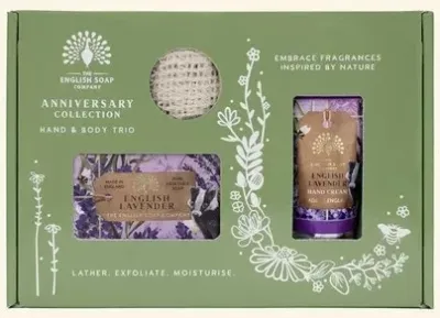 Набор The English Soap Company Anniversary English Lavender мыло 190 г крем для рук 75 мл и мочалка