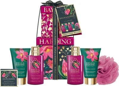 Набор Baylis & Harding Boudoire Tropical Paradise гель 100 мл лосьон 50 мл крем для душа 100 мл крем для рук 50 мл кристаллы 25 г и мочалка