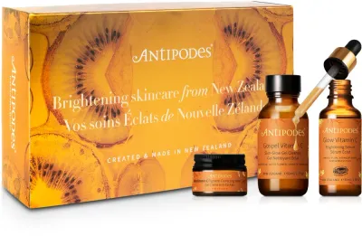Набор для лица Antipodes Brightening Boost гель сыворотка и крем с витамином С и бакучиолом для сияния 50+30+15 мл