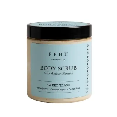 Fehu Fehu Body Scrub Sweet Tease - Сахарный скраб для тела Sweet Tease с клубникой и йогуртом, для рук, ног и тела, 400 г