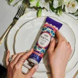 Sabon Majestic Gala Body Lotion бальзам для тела с 7 растительными маслами, туба 150 мл — фото 5