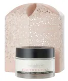 Крем для лица Bottega Verde Effeto Lifting с гиалуроновой кислотой маслом ши и экстрактом лотоса в подарочной упаковке 50 мл — фото 1