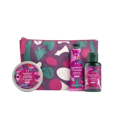 Набор The Body Shop Sugarplum Passion гель для душа 60 мл масло для тела 50 мл и бальзам для рук 30 мл