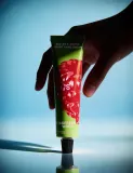 Крем для рук Sister's Aroma Raspberry Wood с маслом ши и пребиотиком 30 мл — фото 6