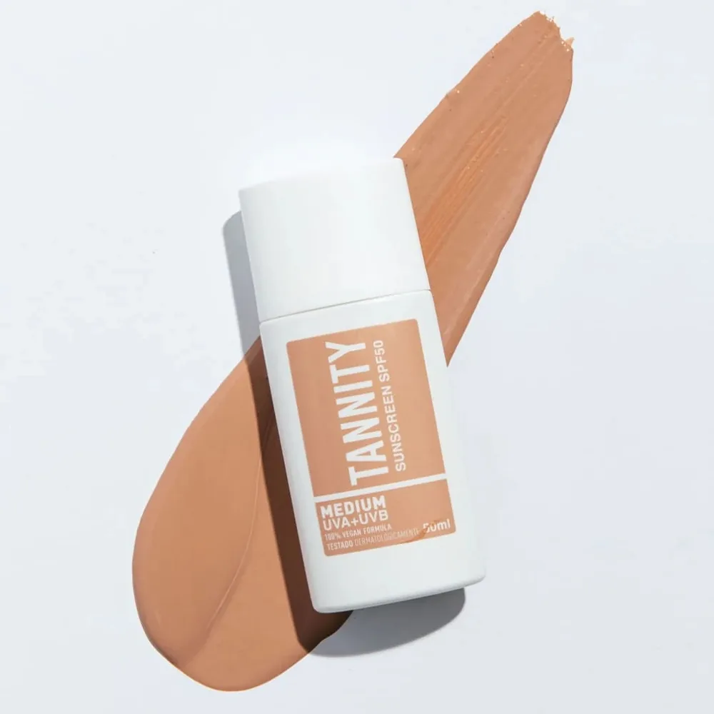 Тональный солнцезащитный флюид Tannity Sunscreen SPF 50 с уходом, 50 мл, оттенок Medium