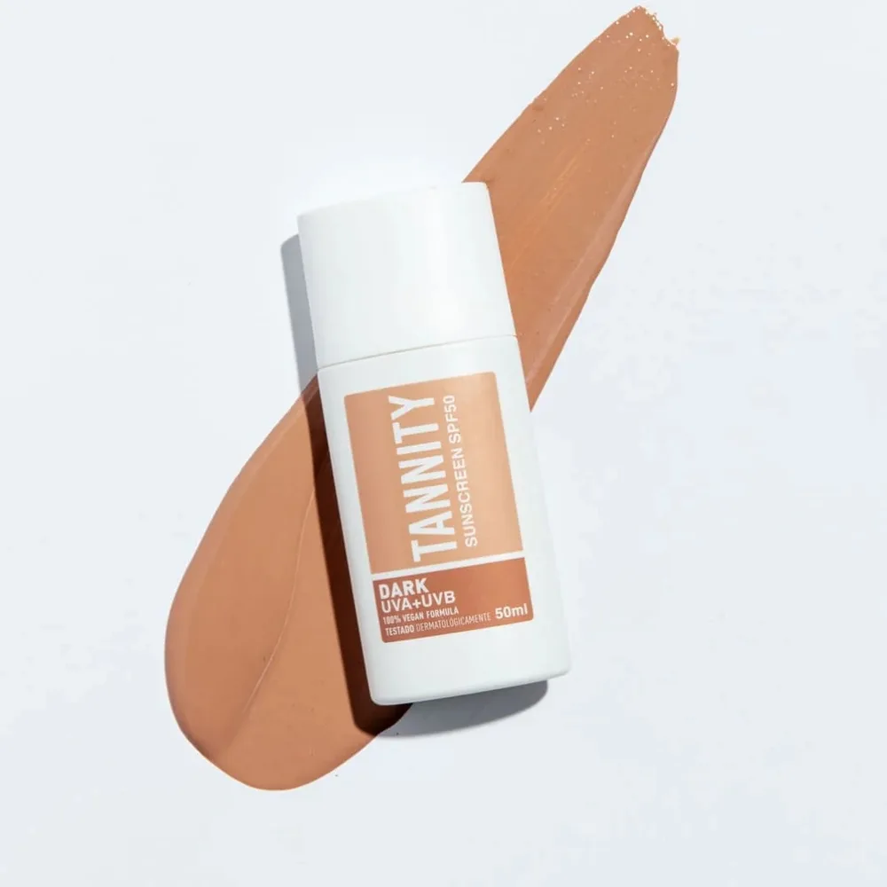 Тональный солнцезащитный флюид Tannity Sunscreen SPF 50 с уходом, 50 мл, оттенок Dark