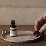 Разглаживающая увлажняющая сыворотка для кожи вокруг глаз Aesop Exalted Eye Serum, 15 мл — фото 3