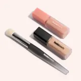 Кисть для нанесения корректора под глаза Huda Beauty Undereye Buff Brush, 1 шт — фото 2