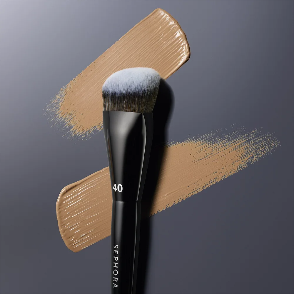 Кисть для тонального крема 40 Sephora Collection Paintbrush Pro, 1 шт