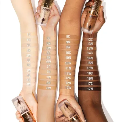 Макияж для лица - Крем-бальзам для сияния кожи Charlotte Tilbury Airbrush Flawless Foundation, 30 мл