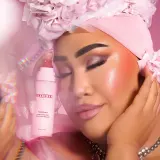 Спрей для фиксации макияжа с эффектом блеска Onesize Powder Melt, 100 мл — фото 2