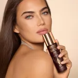 Макияж для лица "Гладкая кожа" Charlotte Tilbury Airbrush Flawless Setting Spray Matte — фото 1