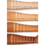 Макияж для лица - Крем-гель "Сияние кожи" Charlotte Tilbury Beautiful Skin Radiant Concealer, 7.2 г, оттенок 12 — фото 2