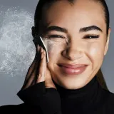 Макияж для лица - Крем-гель "Сияние кожи" Make Up For Ever HD Skin Perfecting Loose Powder, 0.1 Translucent, 4.5 г — фото 2