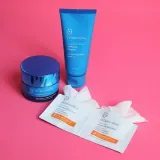 Пенка для лица с гиалуроновой кислотой Dr Dennis Gross Hyaluronic Marine, 150 мл — фото 2