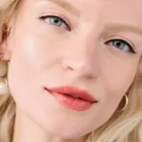 Увлажняющая матовая помада для губ Benefit Cosmetics Plushtint, 6 мл, оттенок N°06 Pillow Play — фото 2