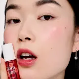 Румяна и помада в жидкой форме цвета грязно-розового Benefit Cosmetics Floratint, 6 мл — фото 2
