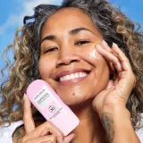Солнцезащитный крем Niacinamide Dew Shield SPF 30 Glow Recipe Watermelon Glow, 50 мл — фото 5