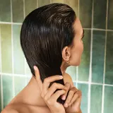 Aveda Miraculous Oil масло-концентрат для блеска волос 50 мл — фото 3