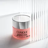 Clinique Moisture Surge Sheer Hydrator Крем для лица увлажняющий SPF 25 — фото 5